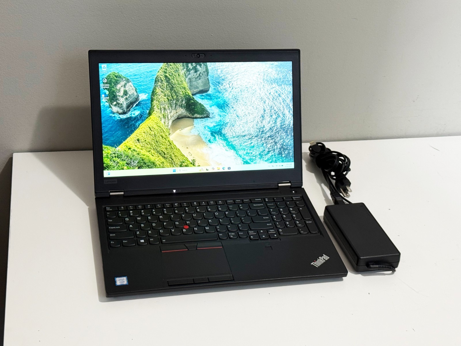 Lenovo ThinkPad P52 15.6″ Business Laptop Intel Xeon 512GB SSD|32GB Ram