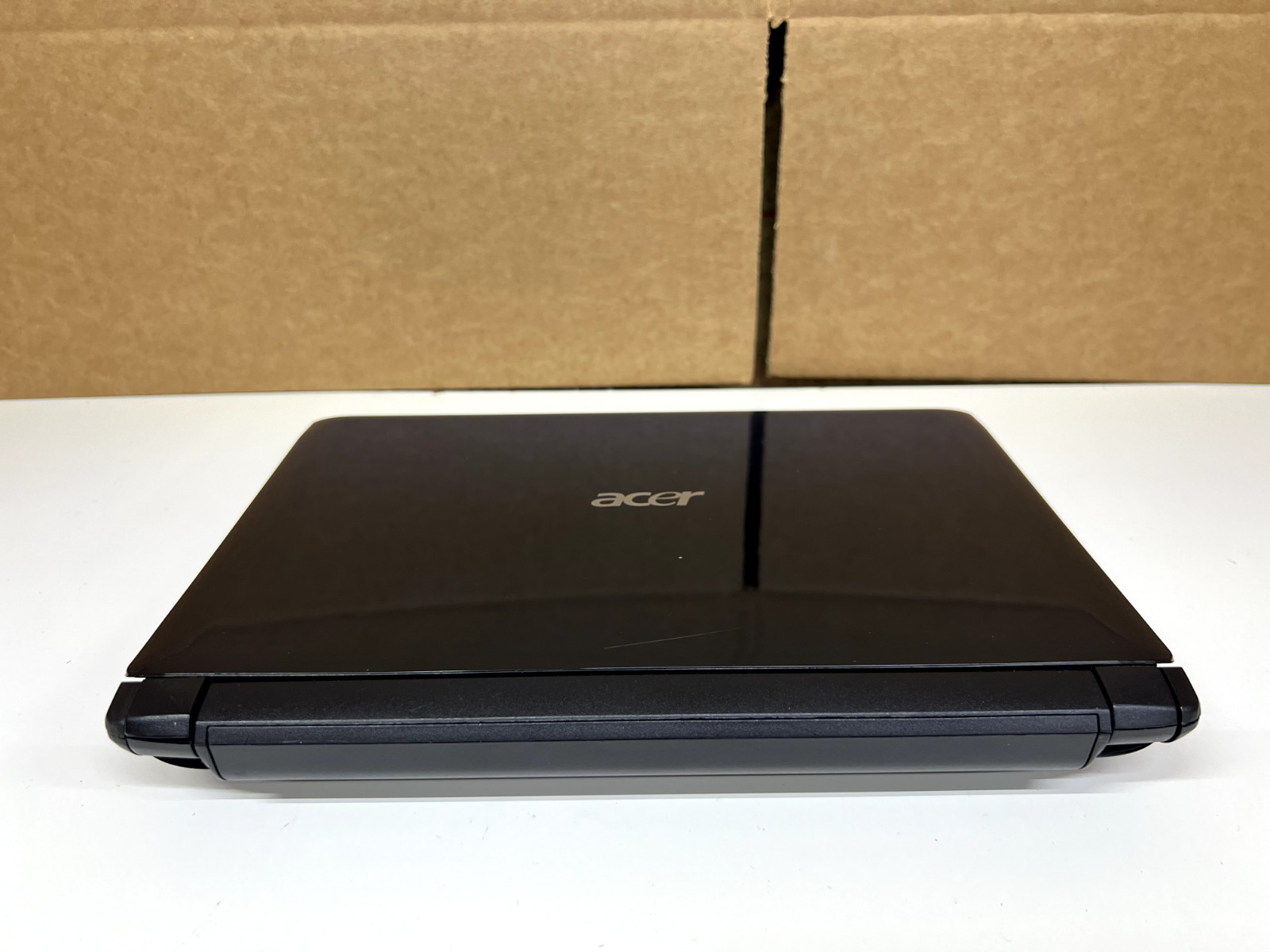 Acer AO532h Aspire One Mini Laptop Intel Atom N450 120GB SSD 1GB RAM For Repair
