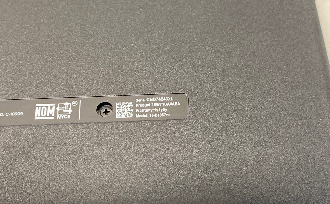 HP Notebook 15-ba057nr – 15.6″ AMD A8 Processor Windows 10