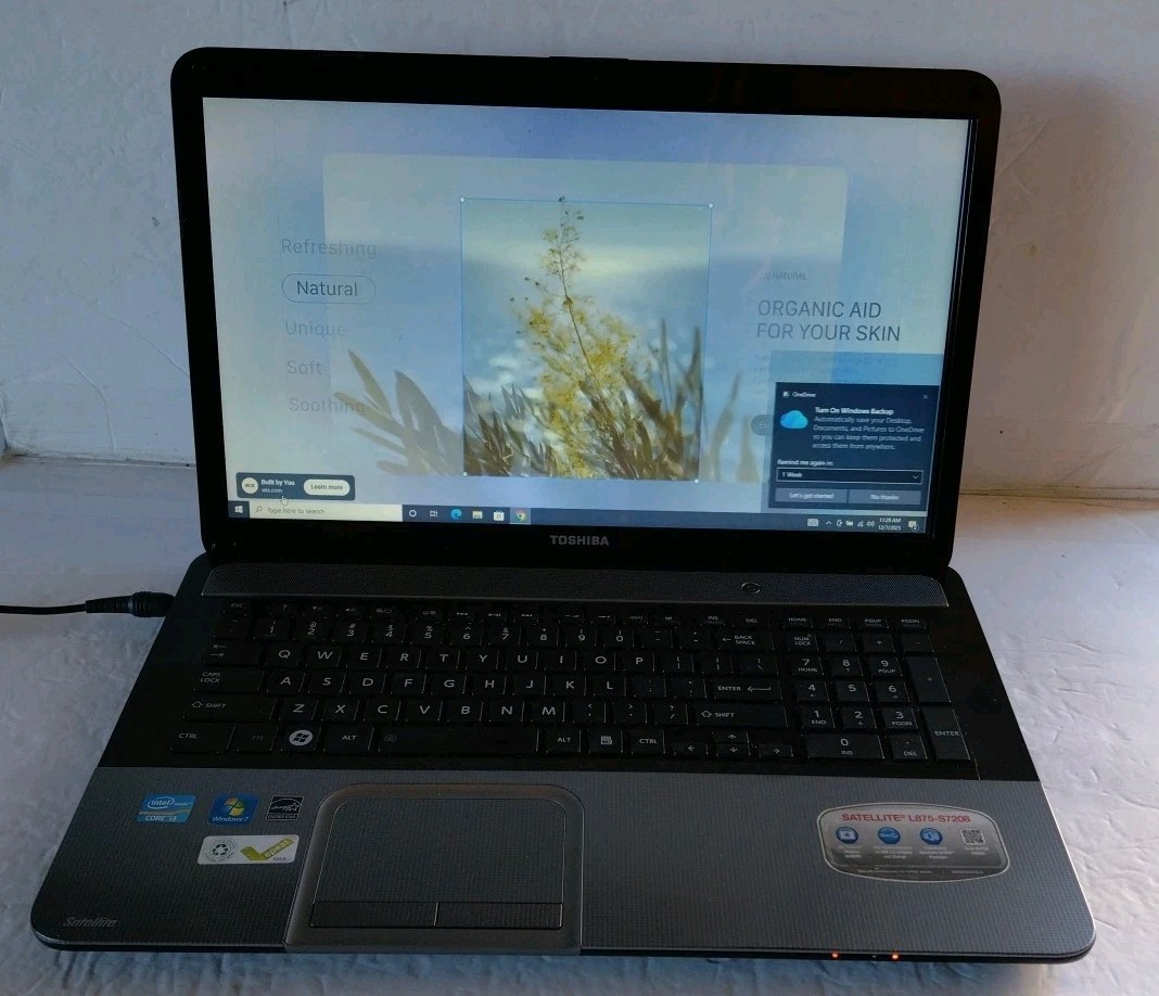 TOSHIBA SATELLITE L875-S7208 17.3″ 1 TB 8GB INTEL CORE i3-2370 2.40 GHz 10 PRO