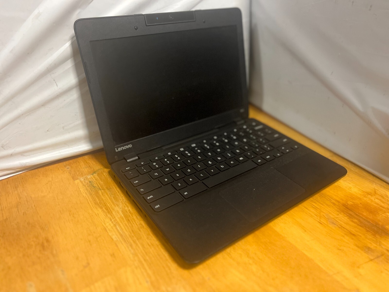 Lenovo N23 Chromebook 11.6″ (16GB eMMC, Intel Celeron N3060, 4GB RAM) Laptop…