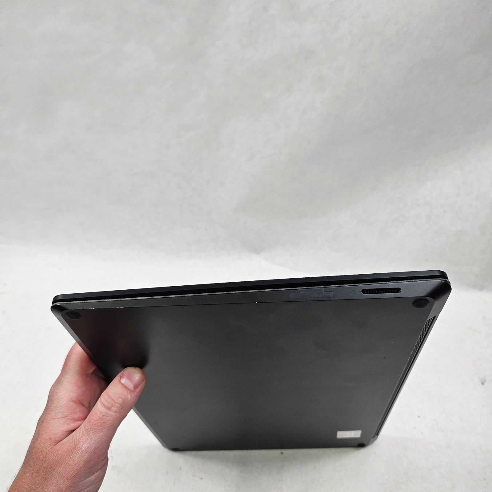 Microsoft Surface Laptop 2 1769 13.5″ i7-8650U 1.9GHz 8GB RAM 256GB SSD *Read*