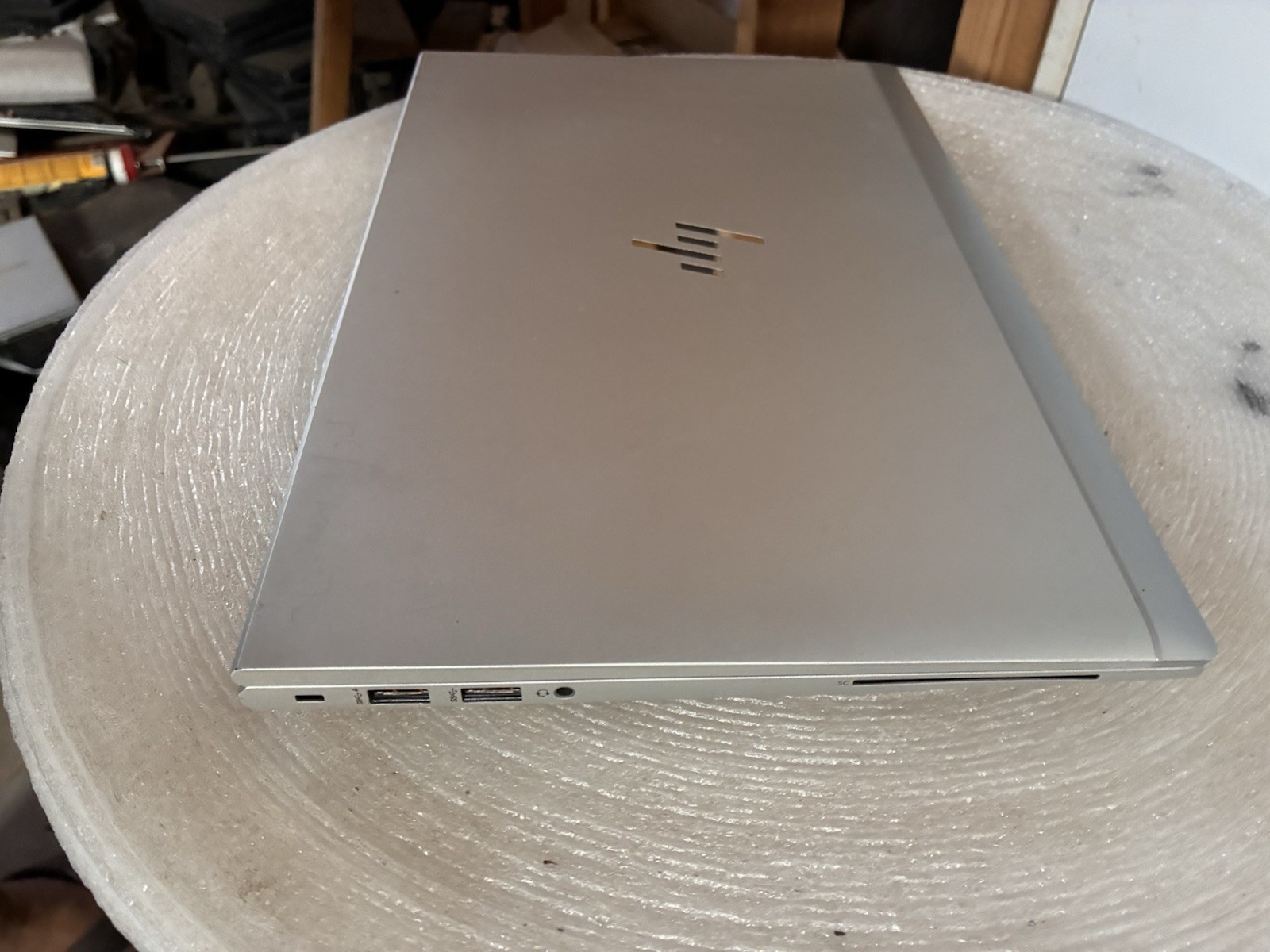 HP EliteBook 840 G8 Notebook PC i7-1165G7 2.80 GHz 8GB RAM 512GB SSD See Photos