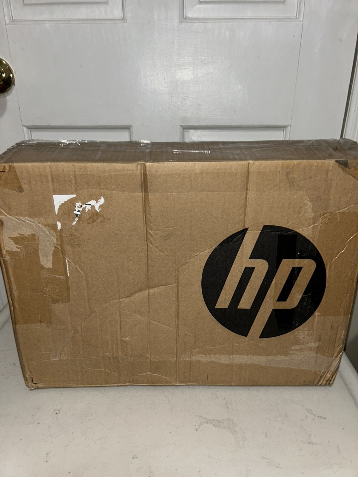 HP 255 G7 AMD A4-9125 2.3GHz 500GB 4GB 15.6″ 1366×768 HP 255 G7 Laptop READ PART