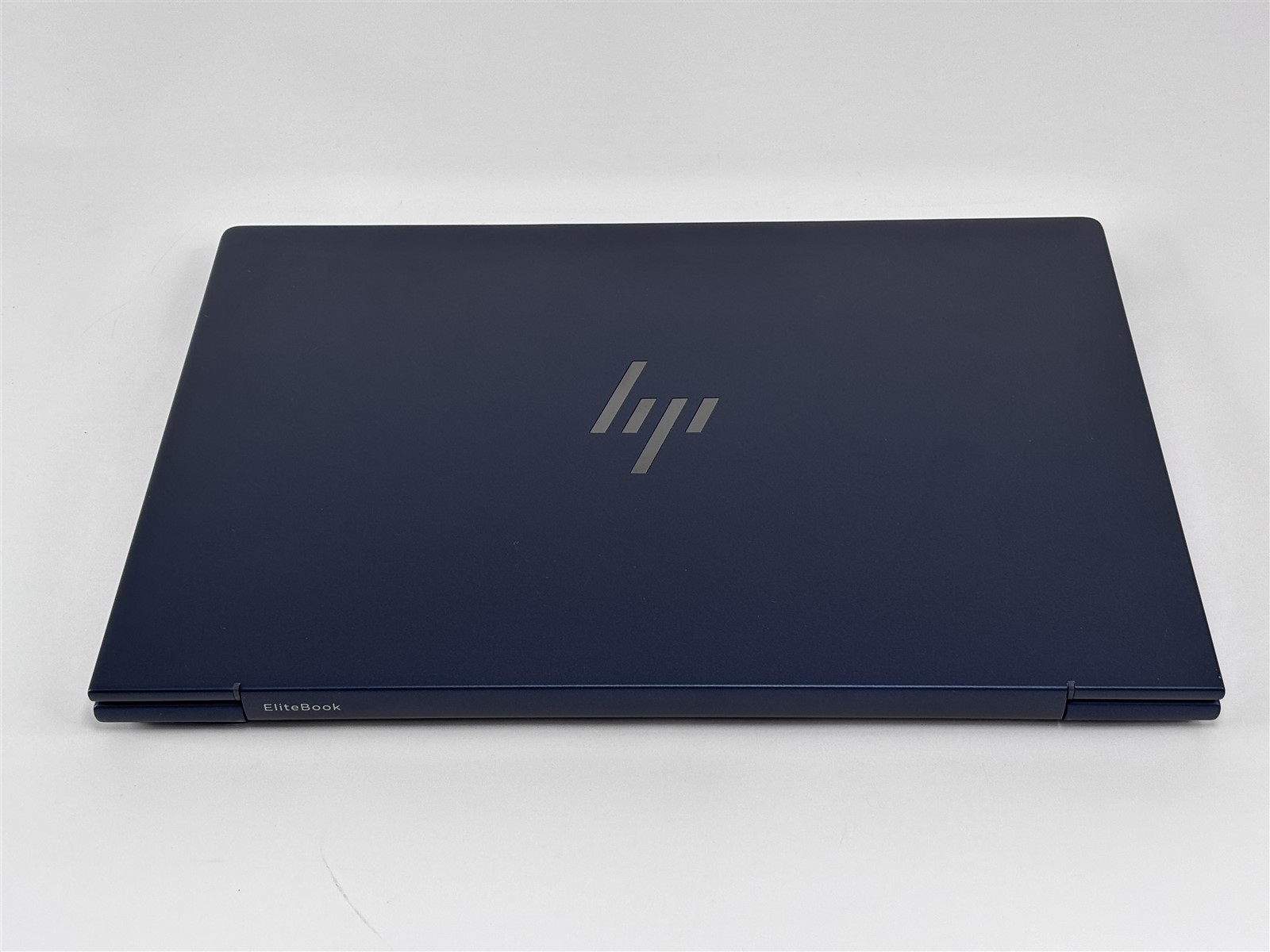 HP EliteBook X G1i 14″ Core Ultra 7 268V 2.2GHz 32GB NVMe SSD Arc 140V