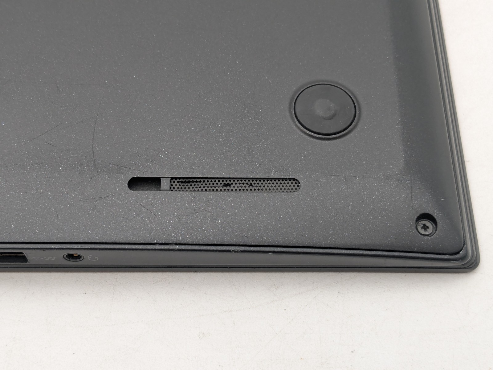 Lenovo ThinkPad X1 Carbon 4th Gen 14″ QHD I7-6600U 512GB 8GB W10P Backlit FPR