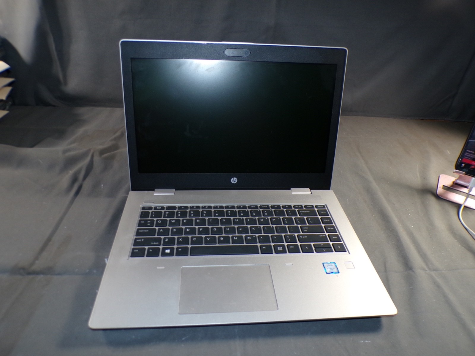 HP PROBOOK 640 G5 INTEL CORE I7-8665U 1.90GHZ 8GB RAM **NO HD/ NO CADDIE/ NO OS/