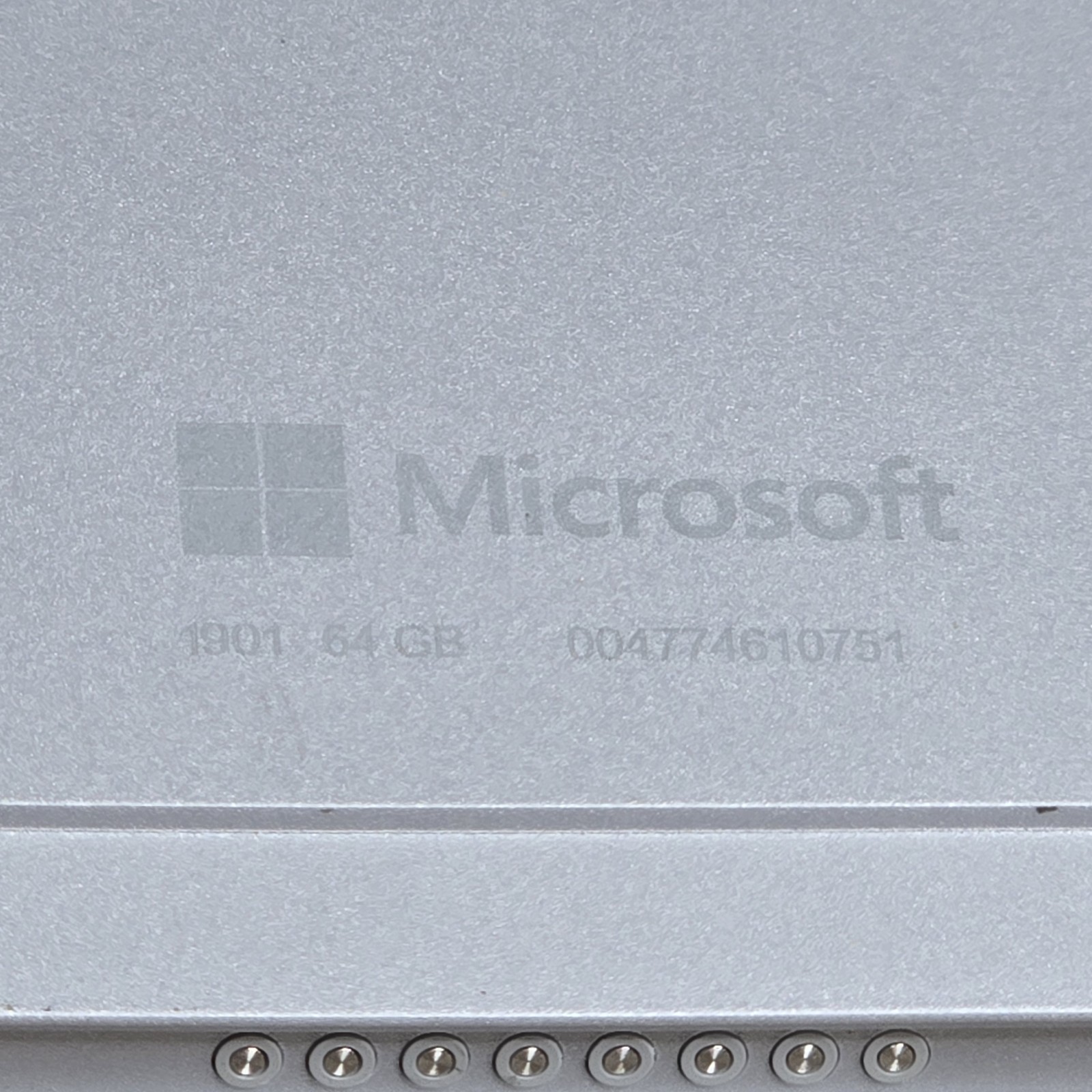 Microsoft 1901 Surface Go 2 10.5″ Netbook/Laptop Intel Pentium Win10 64GB eMMC