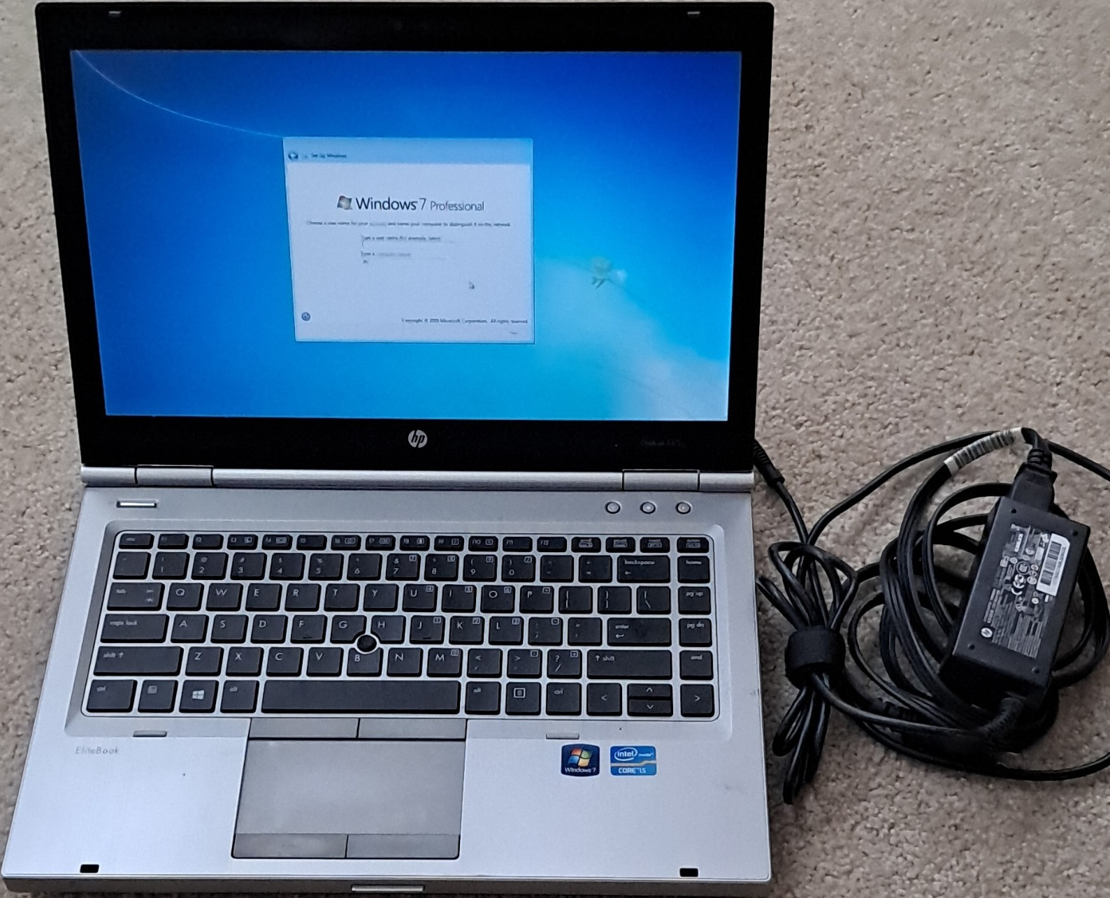 HP EliteBook 8470p 14″ Intel Core i5 Win7 Pro Webcam Wi-Fi Silver