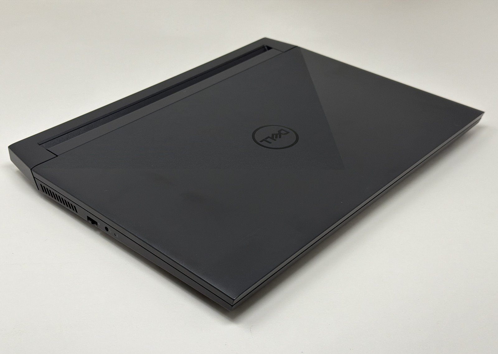 Dell G15 5510 Intel Core i5 2.5GHz 8GB RAM 512GB SSD 4GB GPU 15.6in Very Good