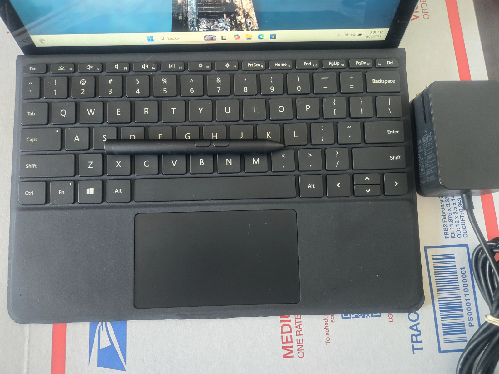 Microsoft Surface Go 1, 2 , 3, 4 – 8Gb Ram 128GB+KB+Pen***Great