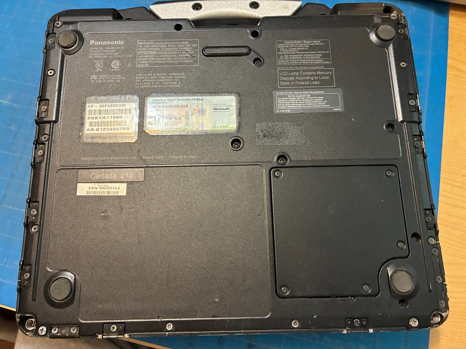 Panasonic Toughbook CF-30 4GB RAM 500 GB SSD Win 10 Pro 32 bit 1.6 Core 2 Duo