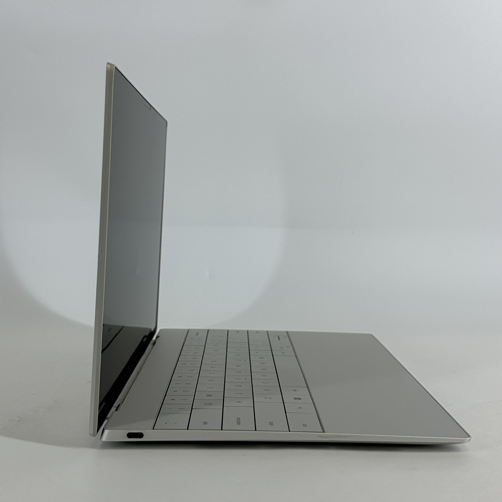 Dell XPS 13 Plus 9320 UHD+ TOUCH 1.8 GHz i7-1280P 16GB 512GB SSD Good