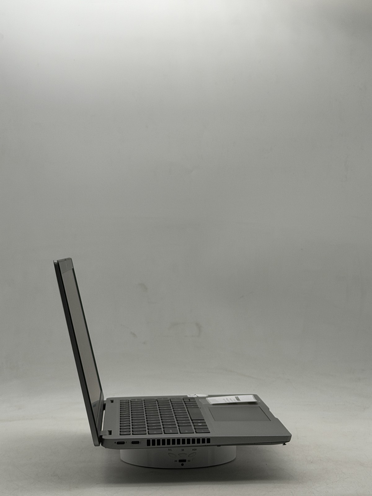 Dell Latitude 5420 14.0″ i5-1135G7 8GB 128GB NO OS | Read