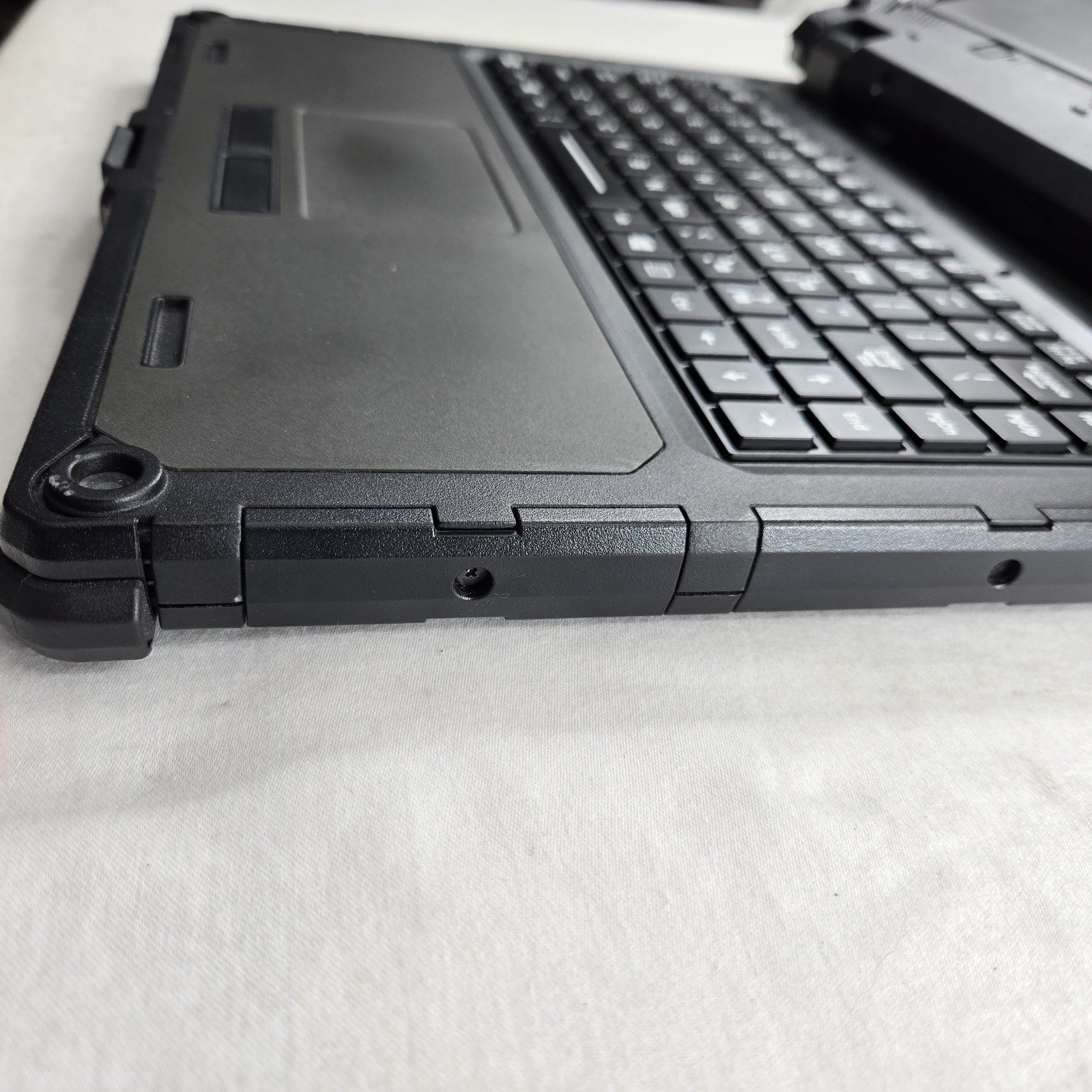 Getac K120 Toughbook i5-8250U 1.60GHz 256GB SSD 16GB Ram – 4G – GPS – Kyb LITE