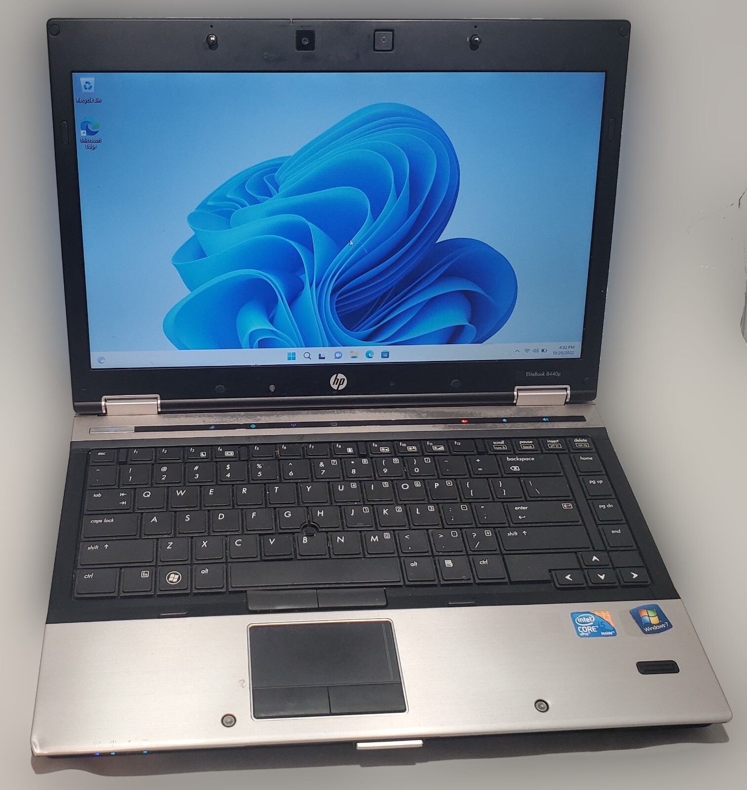 HP Elitebook 8440P 14.0 in Intel Core i5 520M 2.40 GHz 4 GB RAM 120 GB SSD Win11