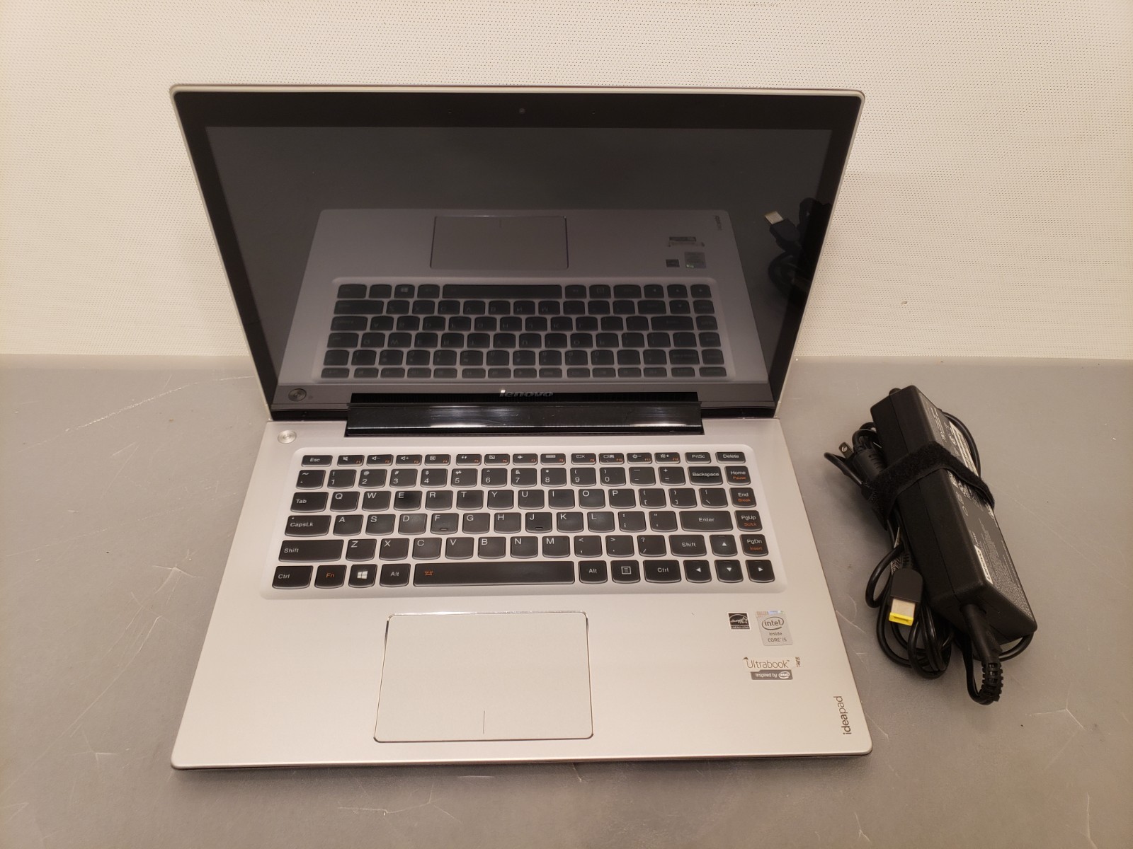Lenovo IdeaPad U430 Laptop i5 4200U 4th Gen 8GB RAM 500GB HDD 14″ Touch Win10