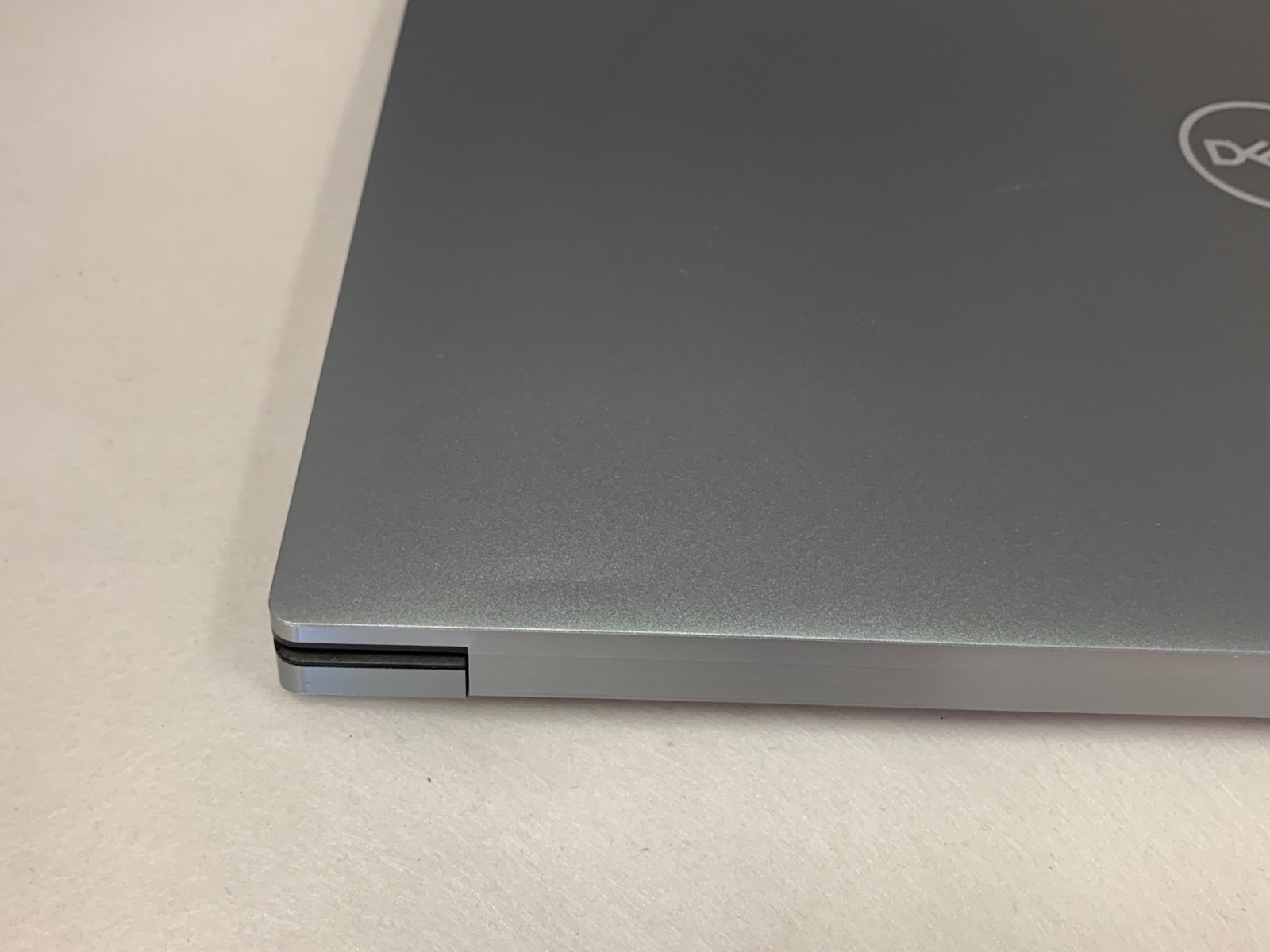 Dell Precision 5560 15.6″ UHD+ Touch i7-11850H 32GB 512GB NVMe NVIDIA T1200