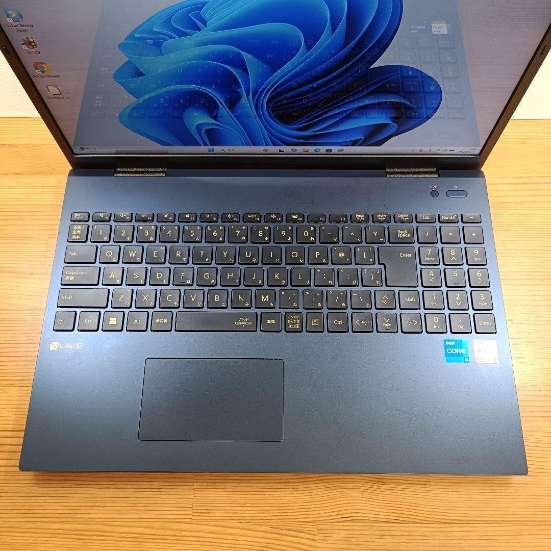 NEC LAVIE N1656HAL-Y i5-1235U Iris Xe 16GB SSD 512GB 16″ WUXGA IPS Win 11 DVD