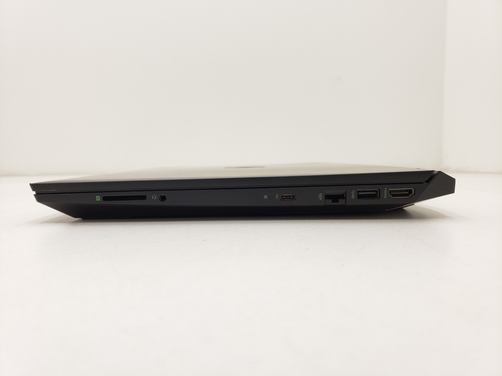 HP Pavilion Gaming 15-ec0013dx Laptop AMD Ryzen 5 3550H 8GB 256GB SSD GTX 1050