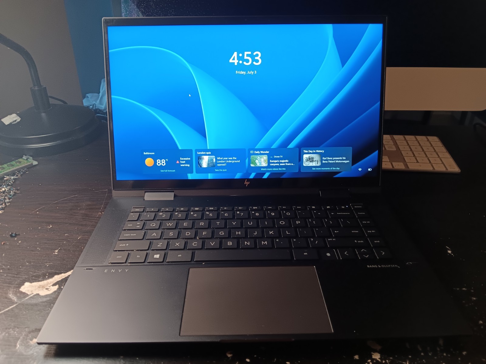 HP Envy x360 Touch 15m-eu0013dx 2-in-1 Ryzen 5 5500U 16GB Ram 512GB Win 11