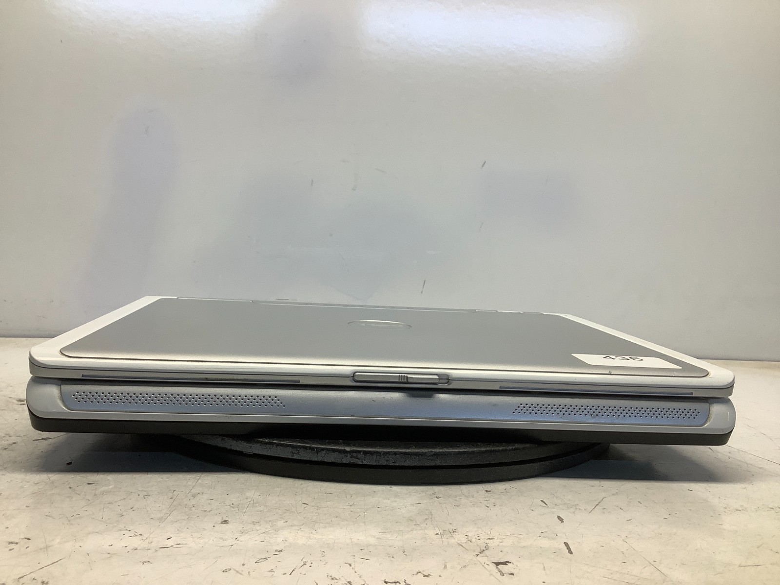 Dell Inspiron 1501 AMD Athlon 64 X2 TK-55 1.8GHz 1 GB NO HDD