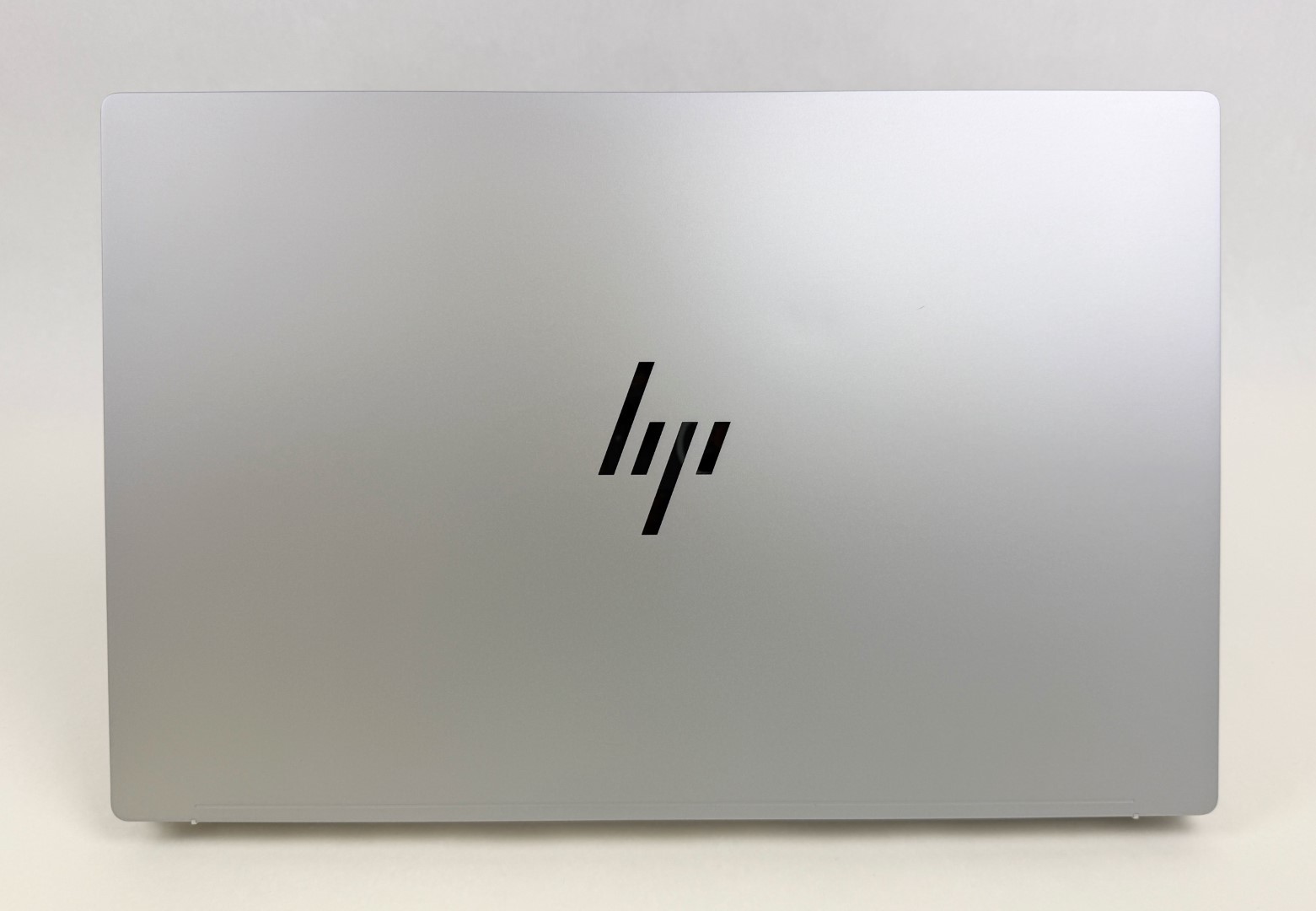 HP OmniBook 7 17-dc0073cl 17.3″ FHD Touch Ultra 7 258V 32GB 1TB RTX 4050 W11H
