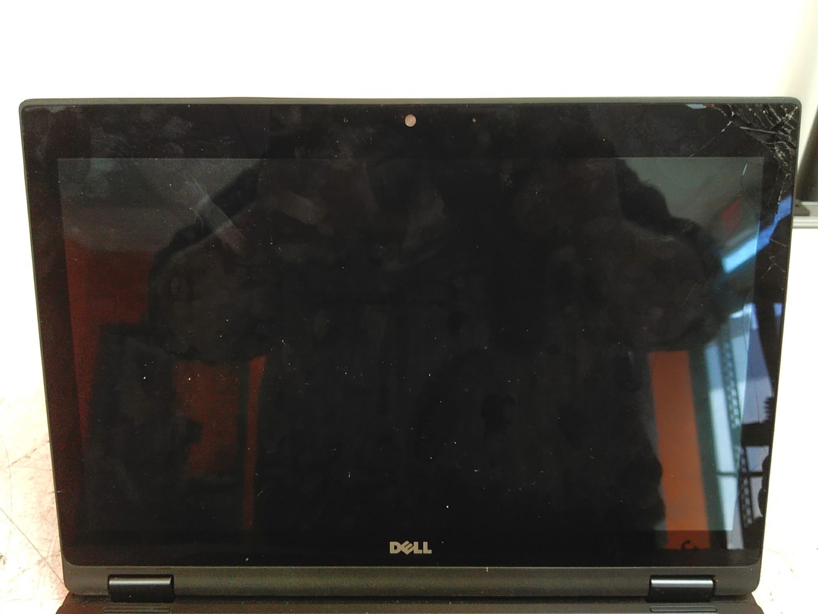 No Power Dell Latitude 5289 12″ Laptop Intel Core i7 7th Gen No Ram No HD AS-IS
