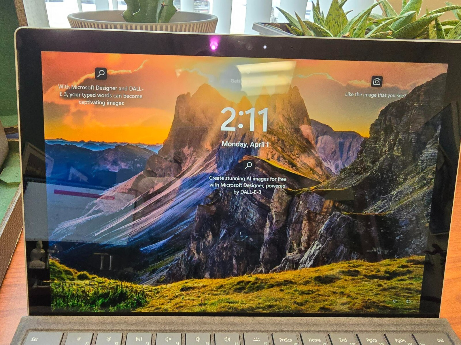Microsoft Surface pro 6 i5 8gb RAM 128gb with Acalantra Keyboard and Charger