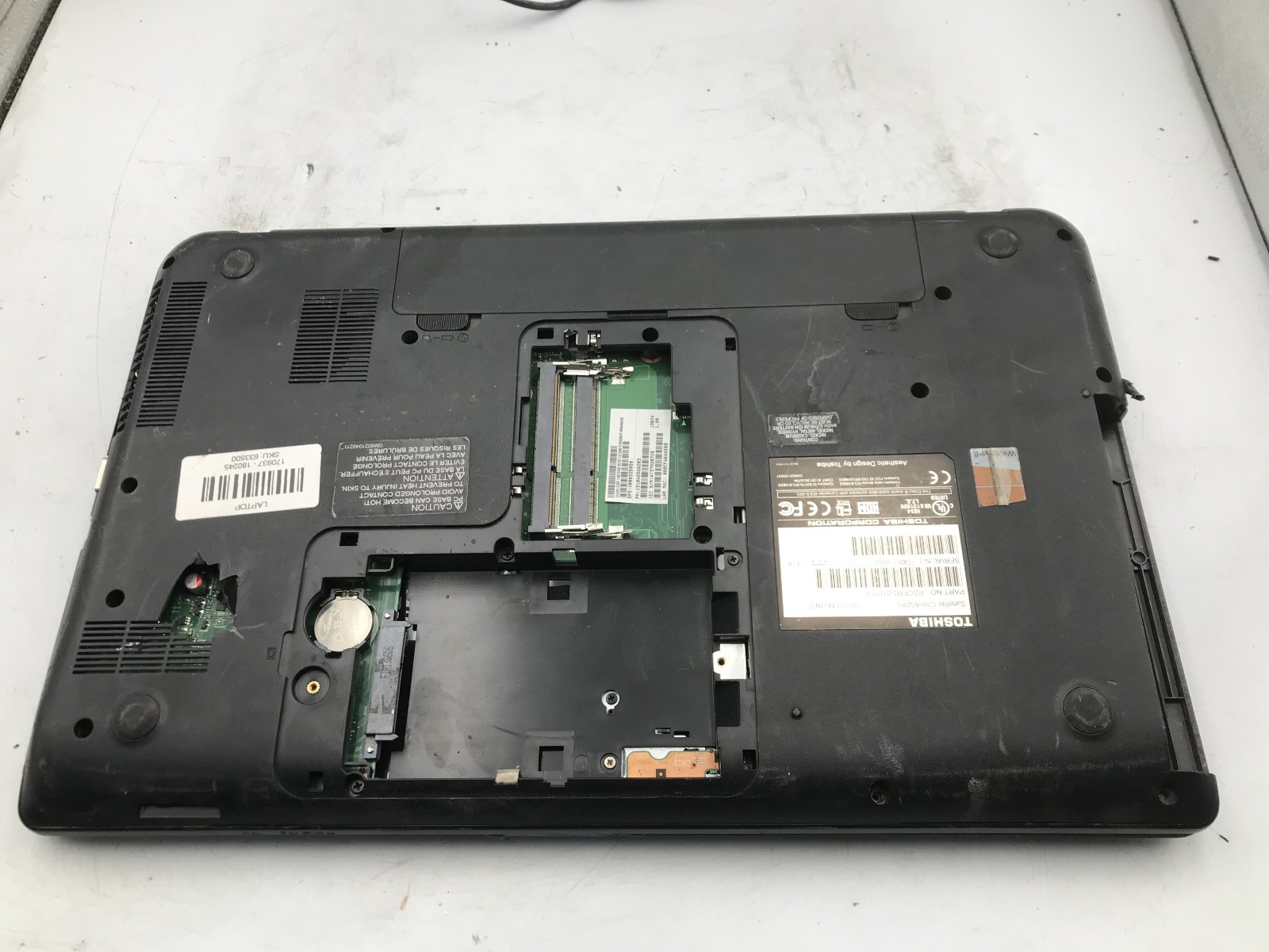 TOSHIBA SATELLITE C55 A5285 – FOR PARTS/REPAIR – INTEL I3 3120M – NO RAM-READ-BB