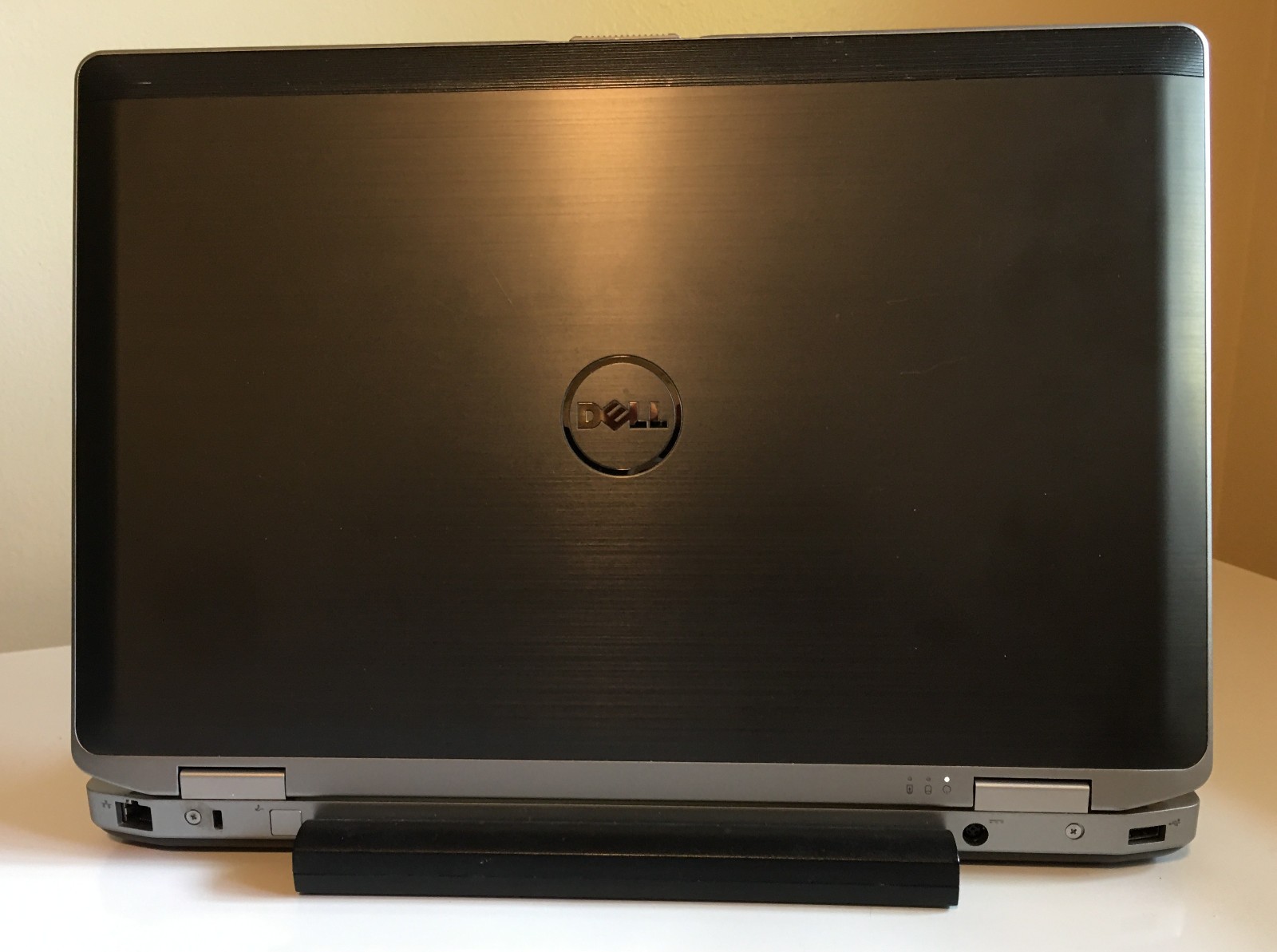 DELL LATITUDE E6530 15.5″ I7-3520M 8GB RAM 230GB SSD Win10Pro/DVD