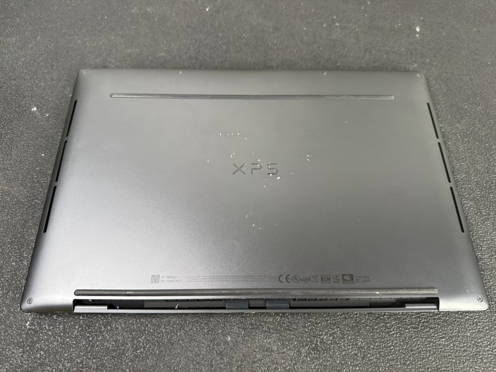 Dell XPS 9320 i7-1260P 2.5GHz 16GB DDR5 512GB NVMe Touchpad Laptop -READ