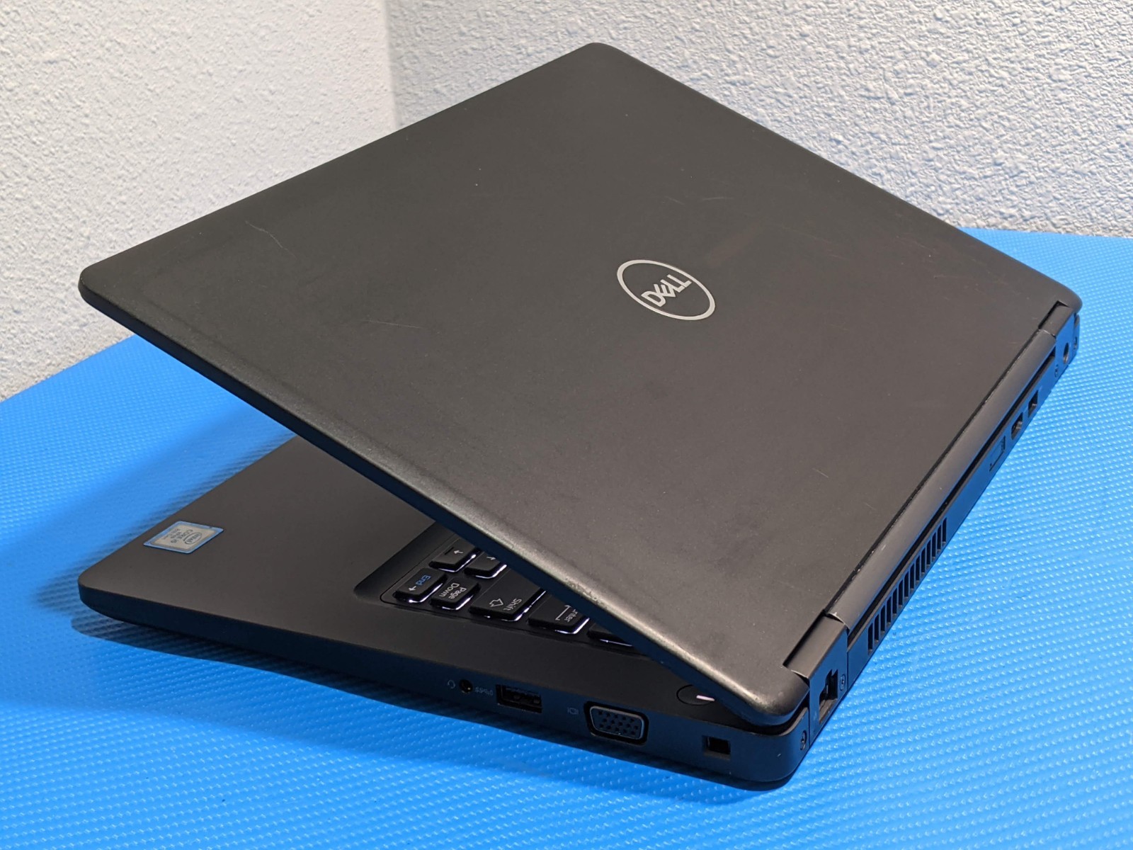 Dell Latitude 5490 14″ FHD Intel Core i5-8365U 1.6GHz 8GB 256GB SSD Win11Pro +PA