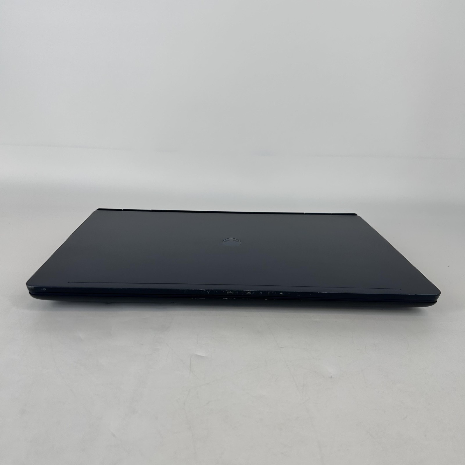 Dell Alienware 16X Aurora 240Hz QHD+ 2.7 GHz Ultra 9 275HX 32GB 2TB SSD RTX 5070