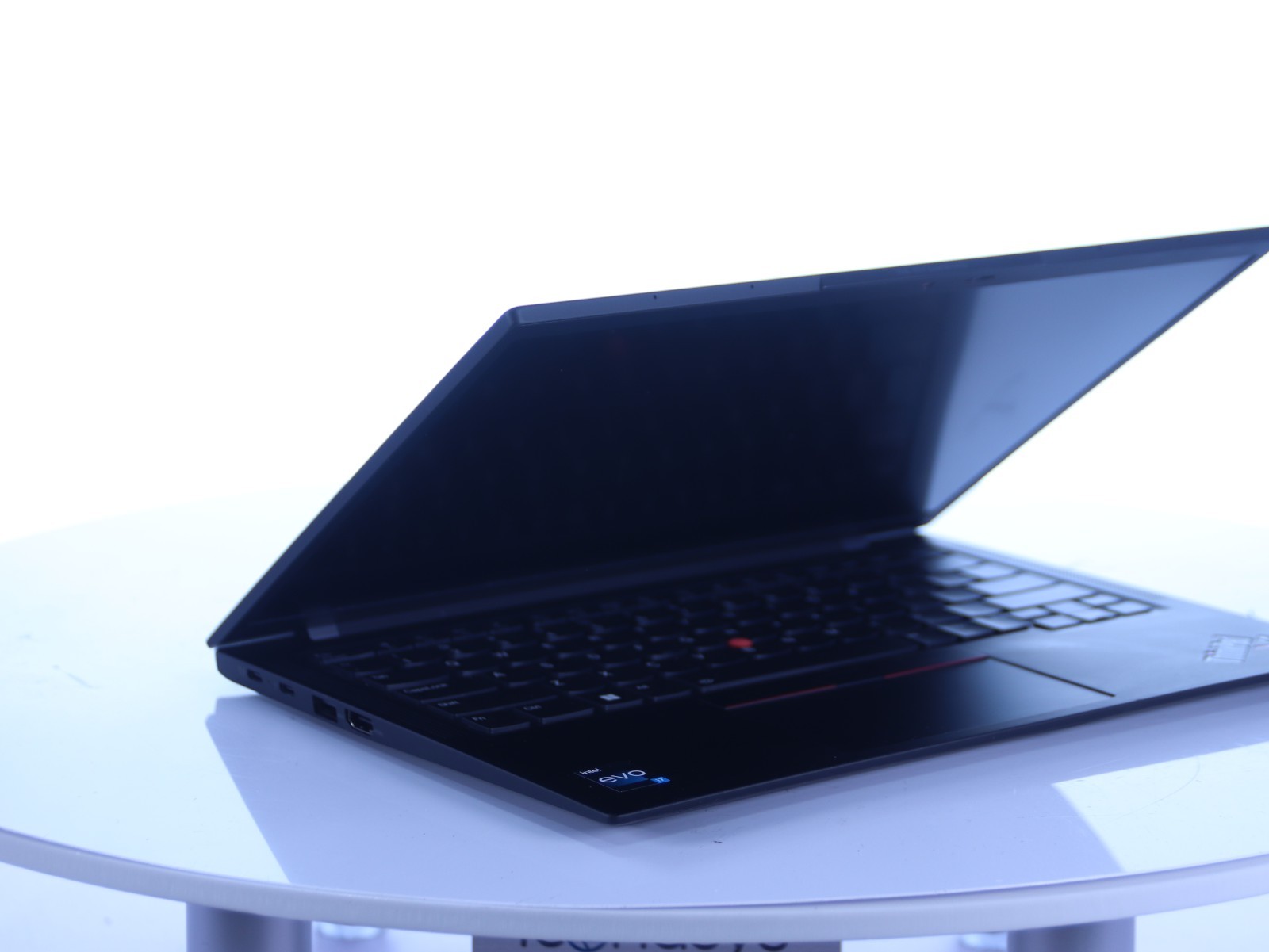 Lenovo ThinkPad X1 Carbon Gen 10 Core i7-1260P 16GB RAM 256GB SSD Win11Pro NO AC