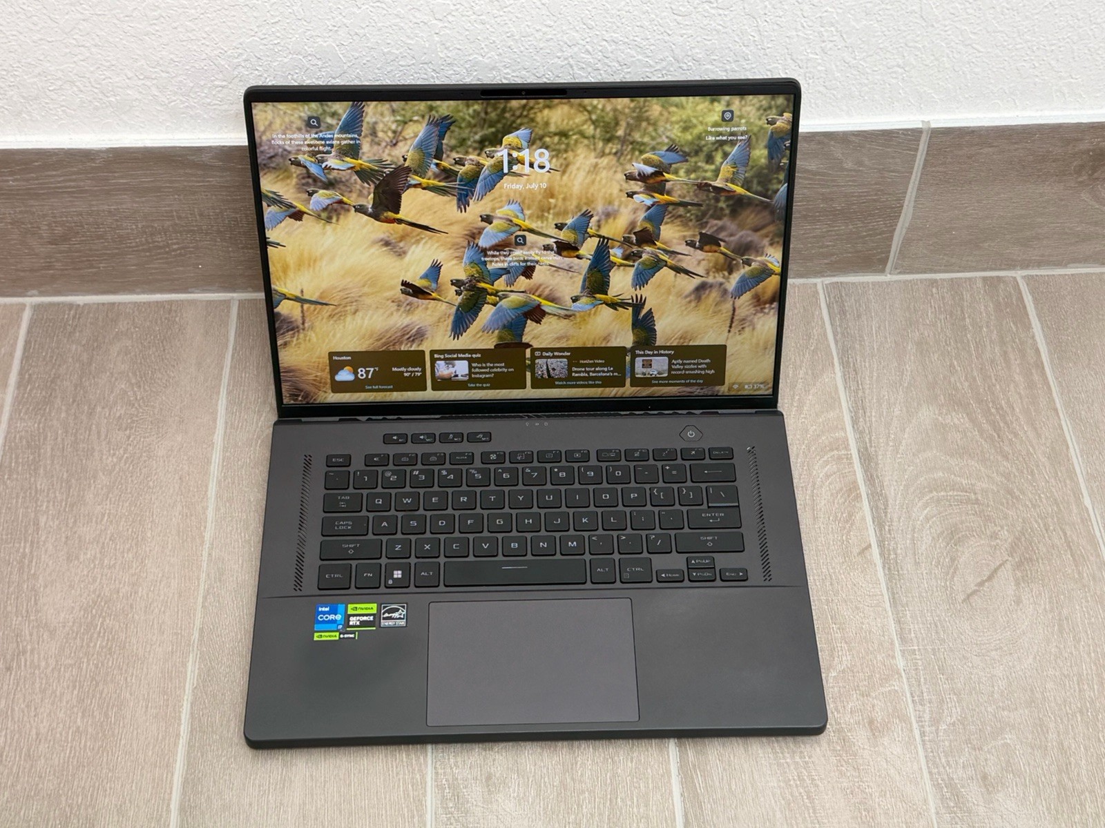 Rog Zephyrus G16 GU603 16″ Core i7-13620H GeForce RTX 4060 16GB RAM 512GB NVMe