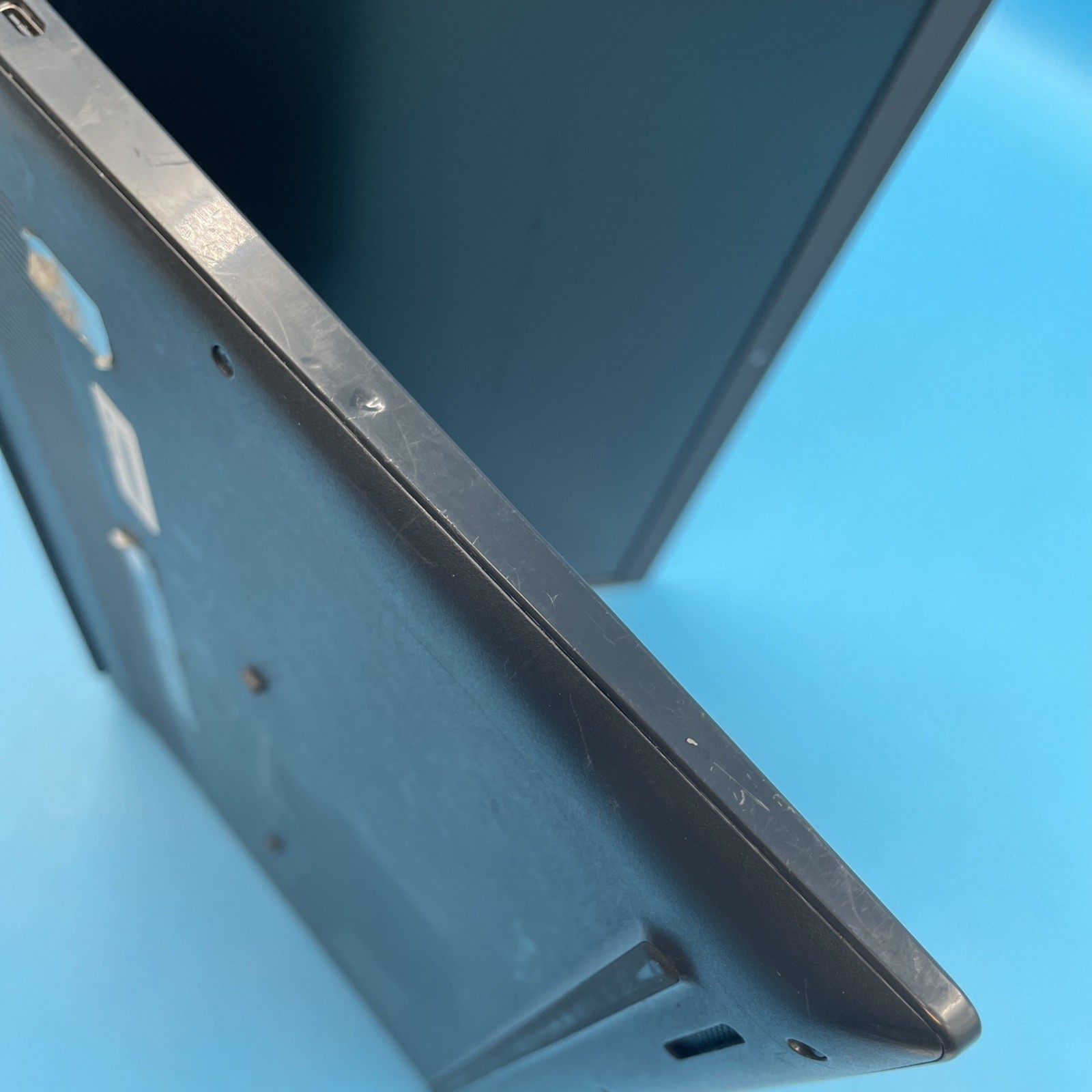 Dell Latitude 3520 | i5-1135G7 | 8GB RAM | 256GB SSD | WIN 11 PRO | 71% BATT