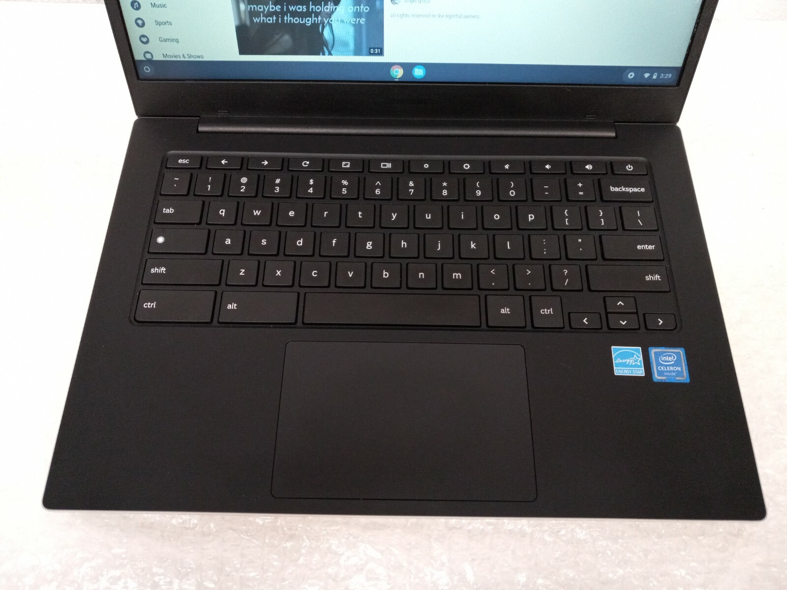 Samsung Galaxy Chromebook Go XE345XDA-LA1VZ 14″ Celeron N4500 4GB RAM 32GB SSD