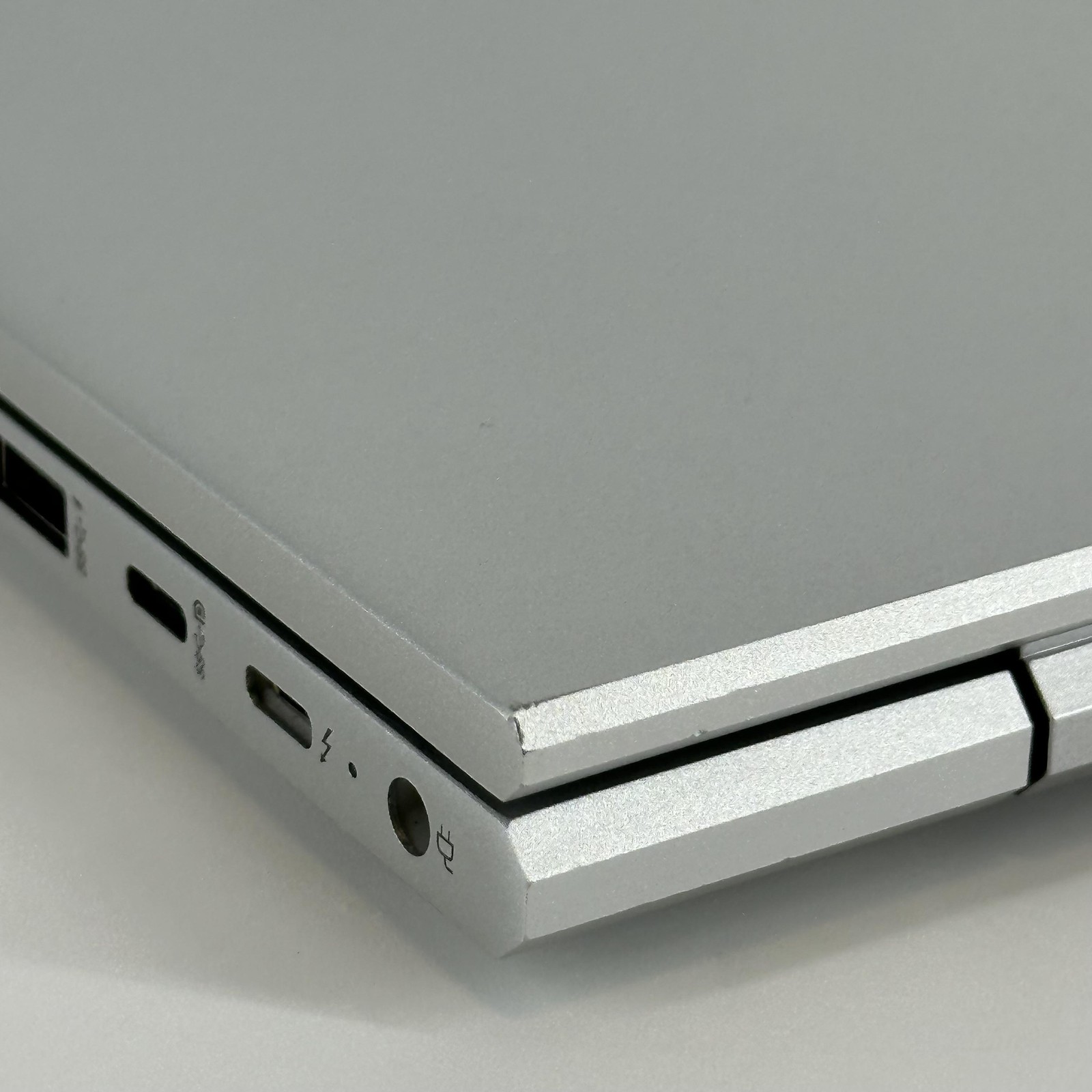 HP Elitebook 640 G10 14 FHD 1.6GHz i5-1345U 16GB 256GB Good RIGHT BAD USB-C PORT