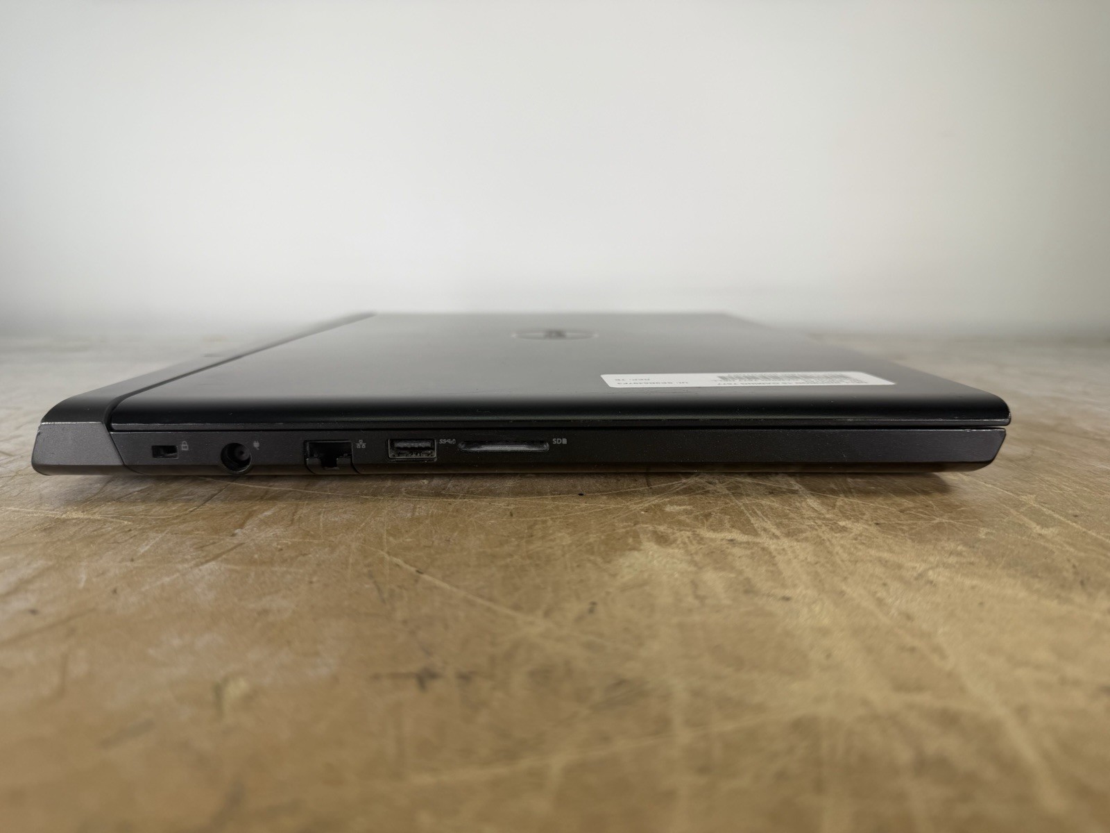 DELL INSPIRON 15 GAMING 7577 i7-7700HQ @ 2.80GHz,24GB RAM, NO HDD/OS
