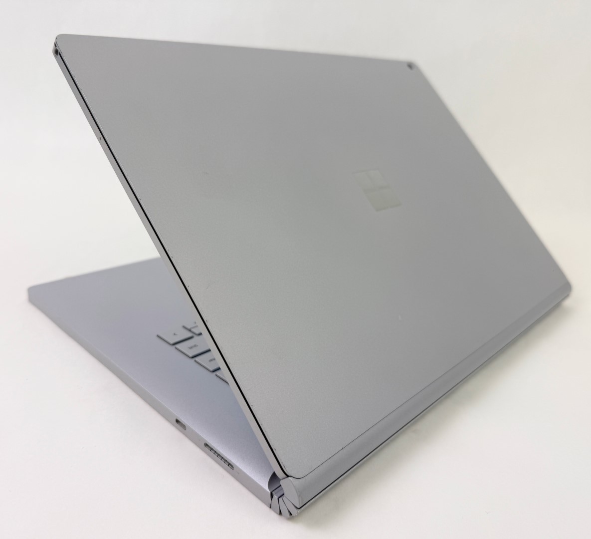 Microsoft Surface Book 3 1899 15″ Touch i7-1065G7 32GB 512GB GTX 1660 W11H