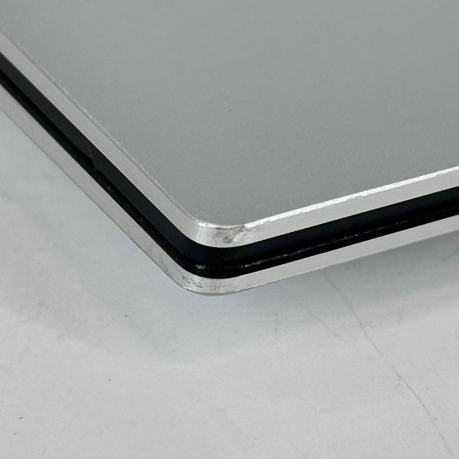 Dell XPS 17 9730 UHD+ TOUCH 2.6 GHz i9-13900H 64GB 1TB SSD RTX 4080 Very Good
