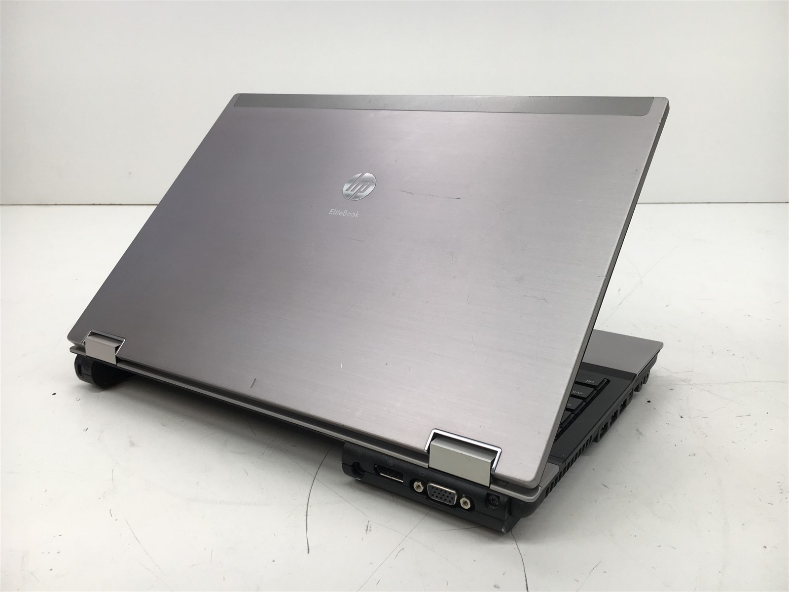HP EliteBook 8440p Laptop i5M 540 4GB RAM 2.53GHz No HDD No OS 14″