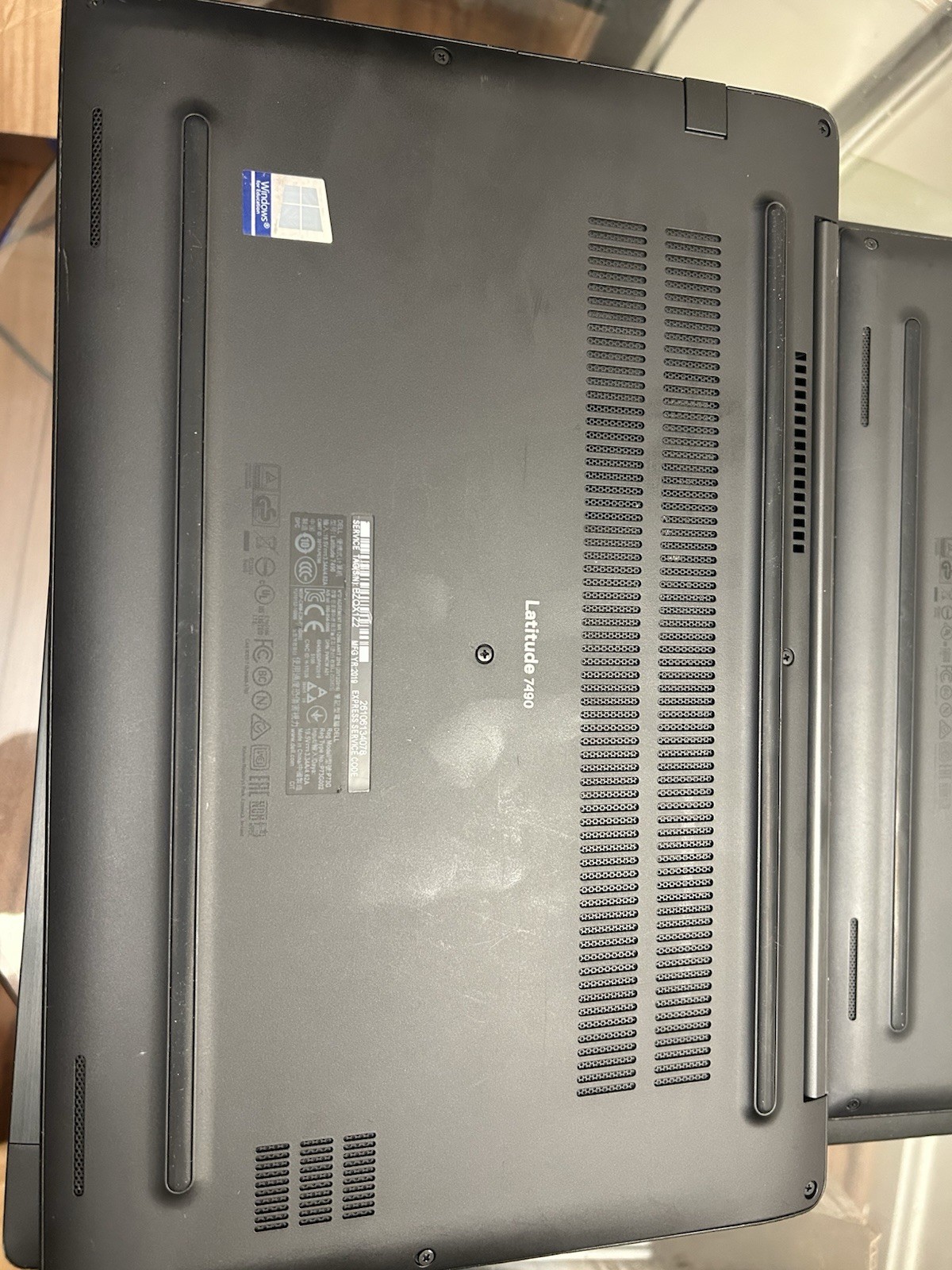 Lot of 15 Dell Latitude 7490 14.1″ (256GB SSD, Core i5 8th Gen, 1.70 GHz, 8GB)
