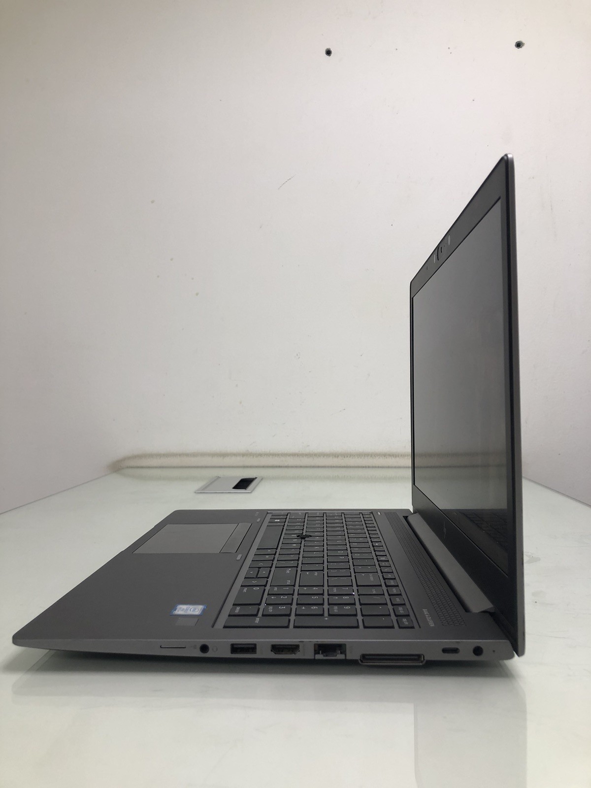 HP ZBook 15u G6 Touchscreen i7 16GB 512GB SSD AMD Radeon Pro 4GB Win11