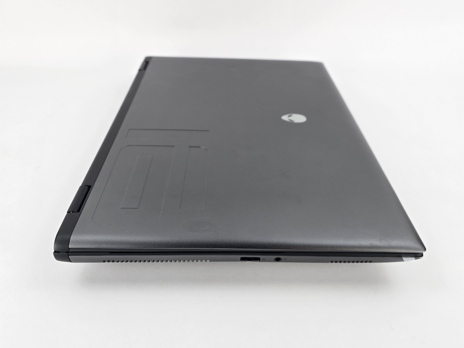 Dell Alienware M16 R2 16″ Ultra 9 185H 32GB 1TB RTX 4070 – For Parts – AS-IS