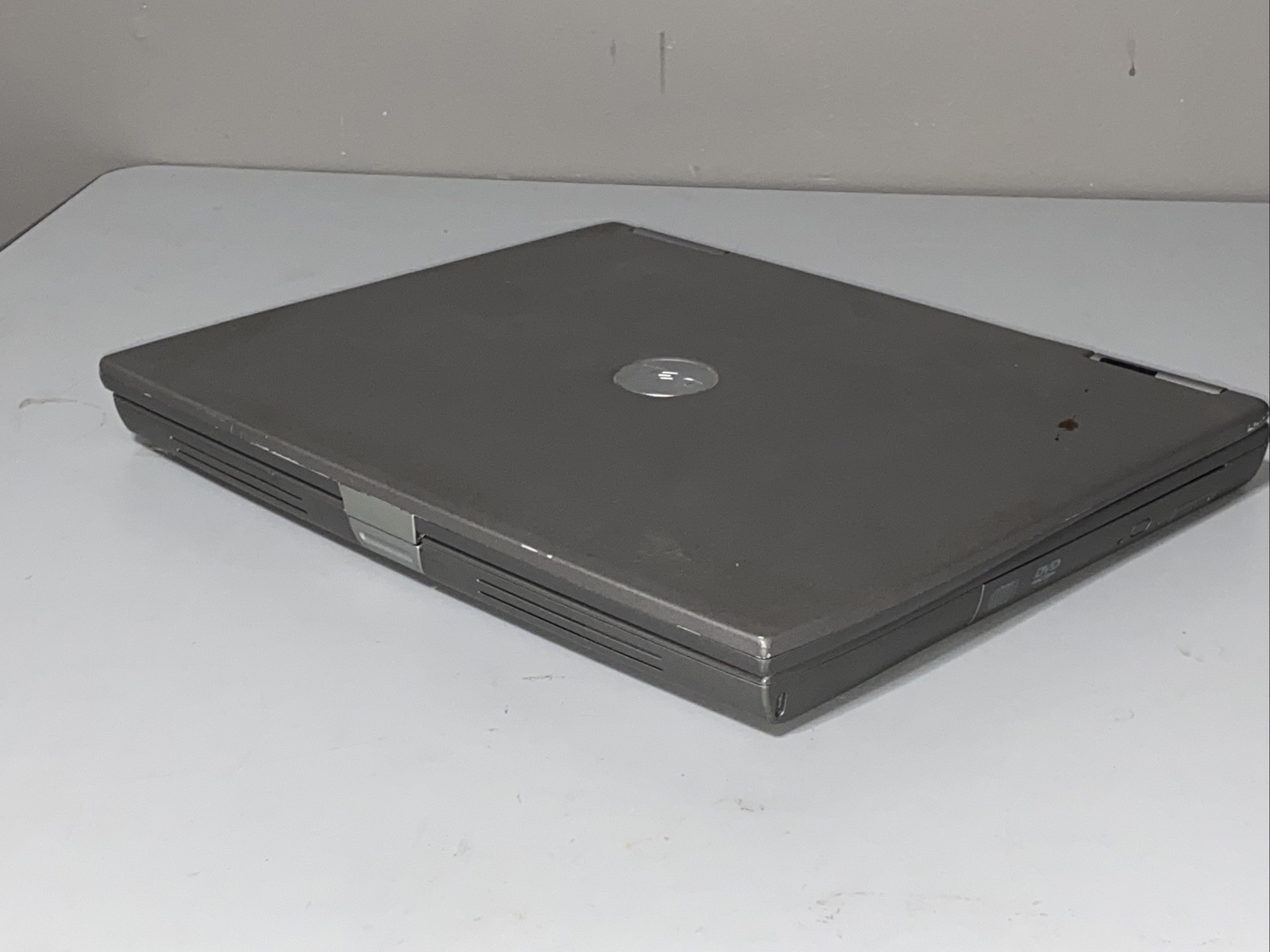 Vintage Dell Latitude D600 Laptop Computer UNTESTED