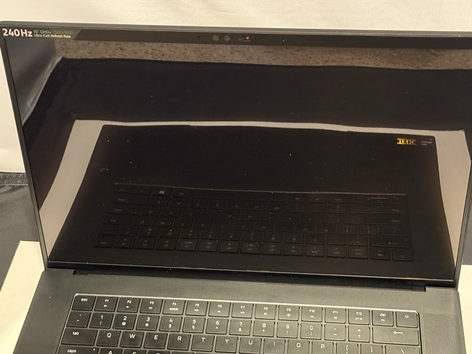 Razer Blade 16 OLED i9-14900HX, 32GB/2TB, RTX 4080, QHD+ 240Hz Gaming Laptop