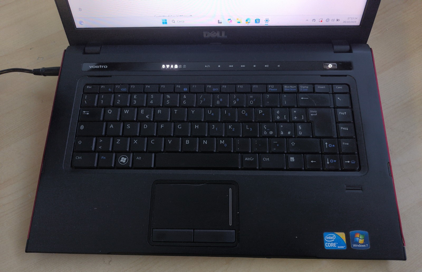 Dell Vostro 3500 i5 M520 8GB 300GB NVIDIA 310M WiFi Webcam Bag