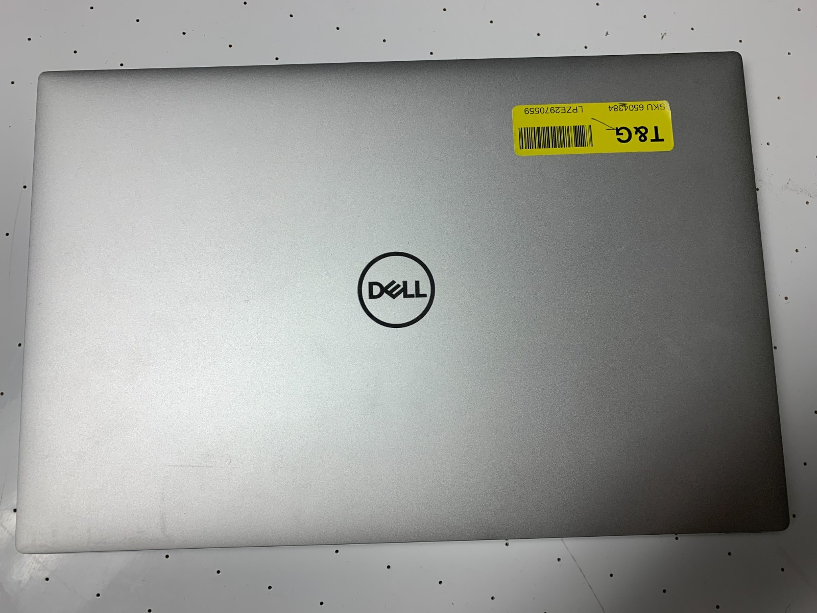 Dell XPS 15 9520 – 2.3 GHz i7-12700H 16GB 512GB SSD RTX 3050 – Windows 11
